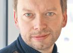 Krajewski: Skąd się biorą symetryści