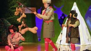 Indianie w warszawskim Nowym Teatrze, fot. Grzegorz Press