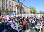 Nauczyciele wyszli na ulice. Manifestacja ZNP pod hasłem "Mamy dość !"