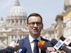 Premier przejmuje kontrolę nad Orlenem i Lotosem