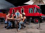 Food Trucki podbijają Polskę: Jest tanio, smacznie i pomysłowo
