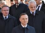 Prezydent złożył wieniec przed pomnikiem Ofiar Katastrofy Smoleńskiej